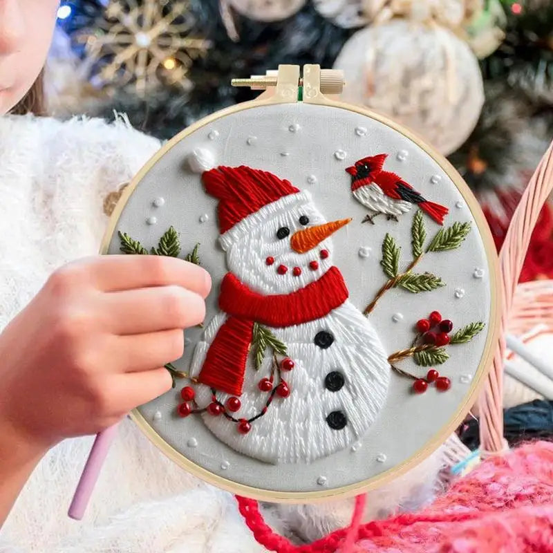 Christmas Embroidery Kit Cotton Linen Embroidery Kits Long-Lasting Design Christmas Embroidery Hand Embroidery Stamped Kits For