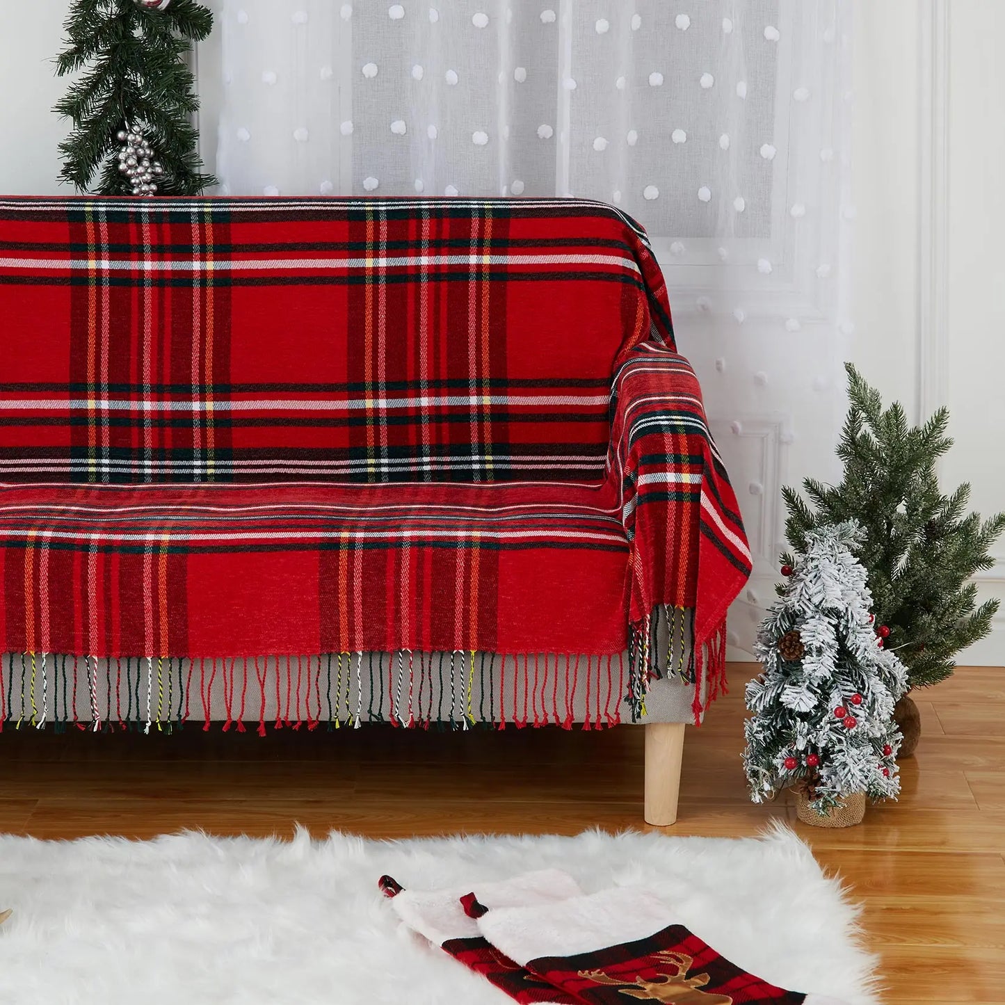 Christmas Plaid Chenille Throw Blanket for Couch Red and Green, Fluffy Soft Knitted Throw Blankets with Tassel Fringe for Sofa
