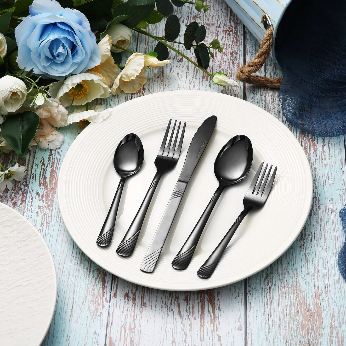 48 Piece Stainless Steel Flatware, Tableware Cutlery Set for Home Restaurant Black