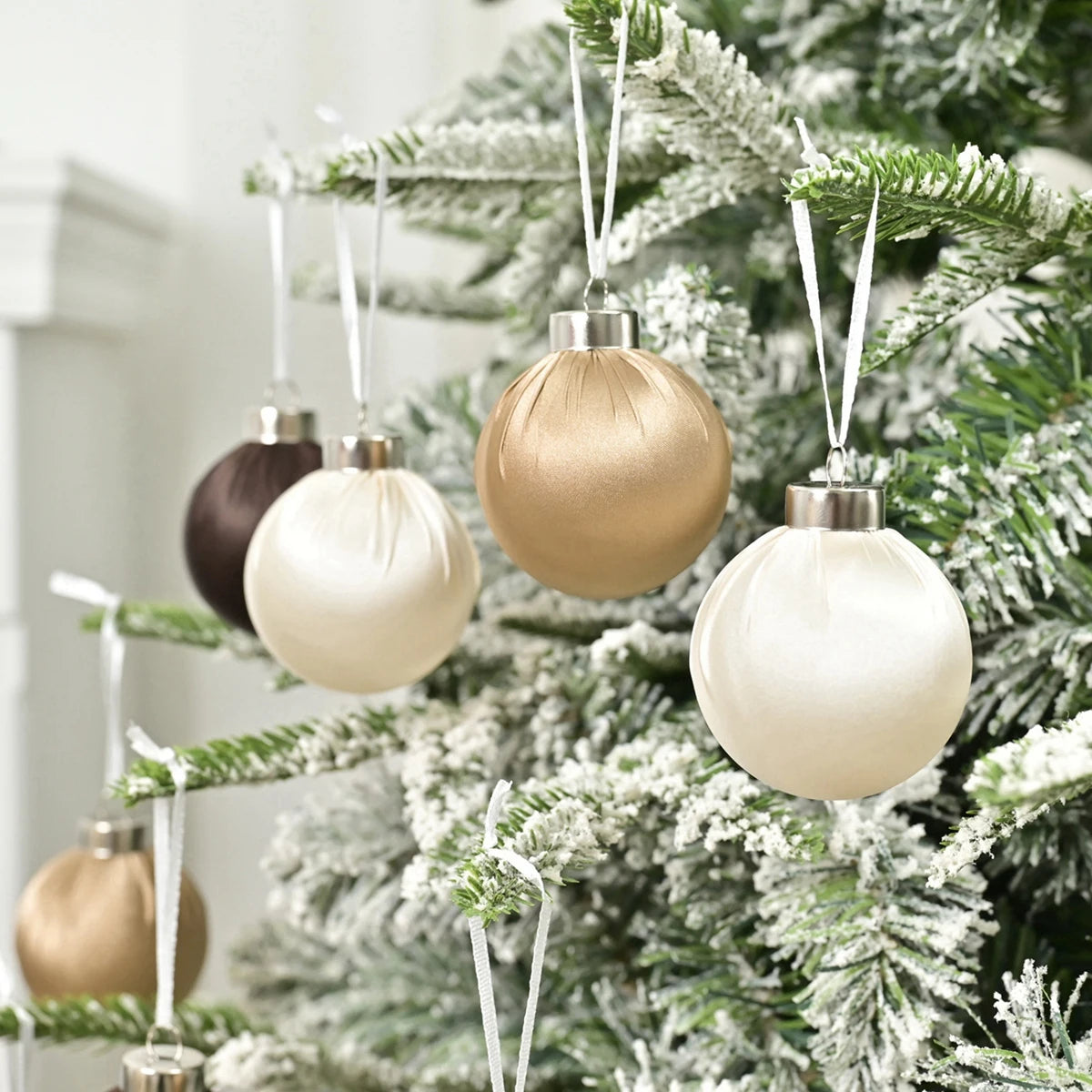 12PCS Glossy Velvet Christmas Hanging Ball Ornaments Festive Atmosphere Christmas Tree Decoration Ball Satin Home Decor