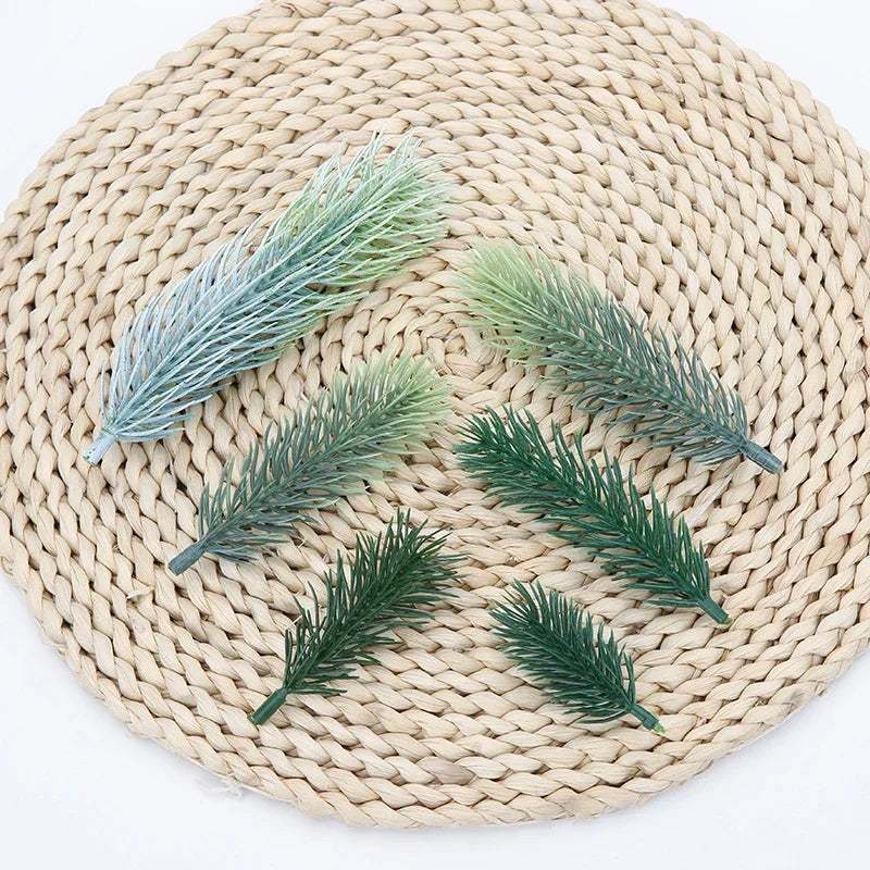 10pcs Mini Artificial Pine Needle DIY Artificial Flower Celebration Weeding Decoration Gift Candy New Year Christmas Decoration