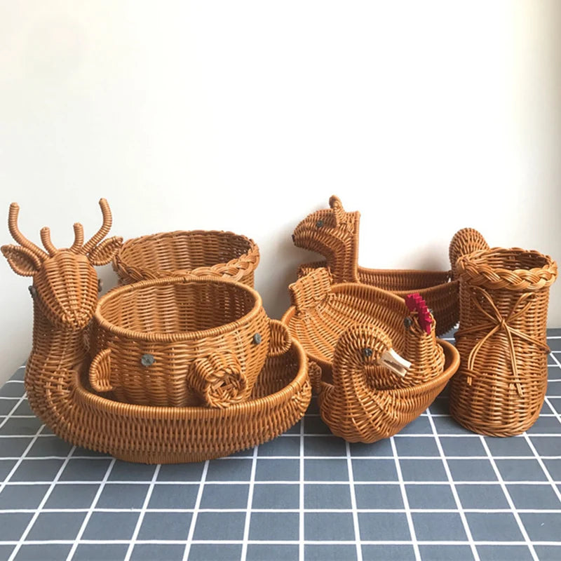 Rattan Woven Fruit Basket Cute Shape Fruit Bowls Tray Vegetable Snack Basket Novelty Animal Shaped New