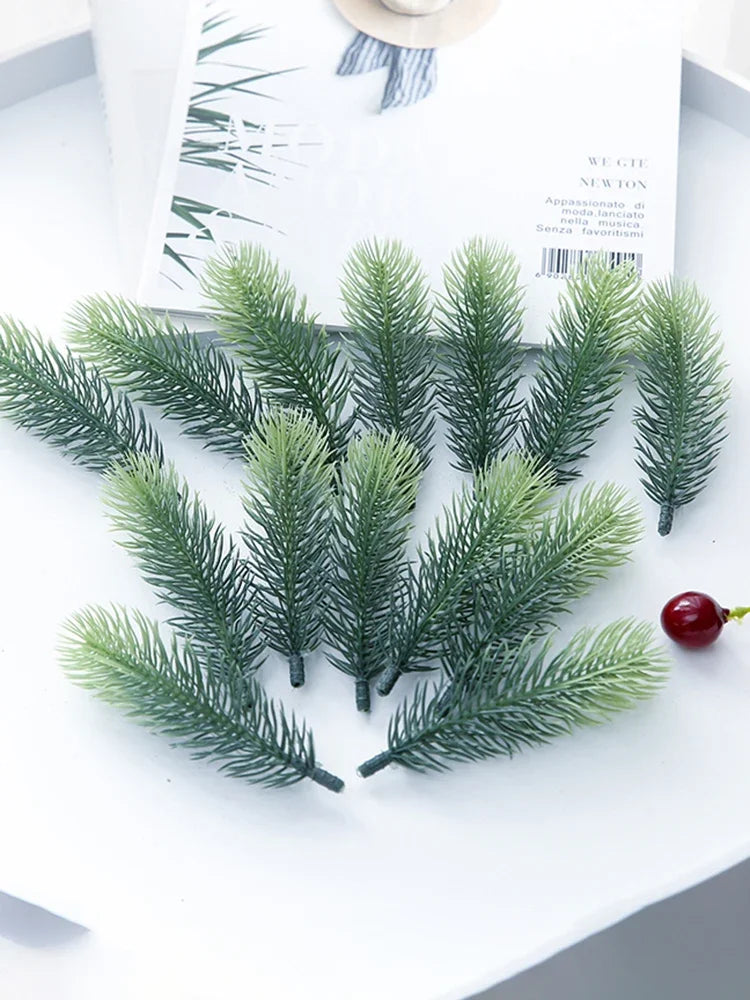 10pcs Mini Artificial Pine Needle DIY Artificial Flower Celebration Weeding Decoration Gift Candy New Year Christmas Decoration