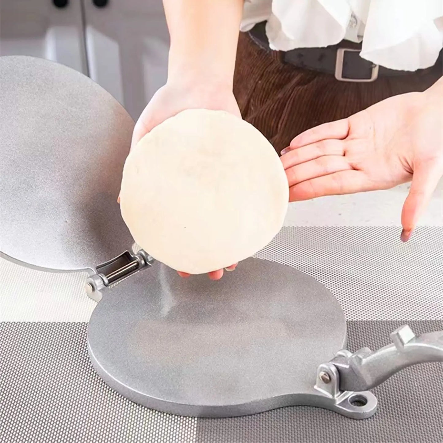 Dough Press Metal Dies Steel Flour Tortilla Press Dumpling Dough Tortillas Flour Bread Mold Sandwich Taco Press - 6.5 inch