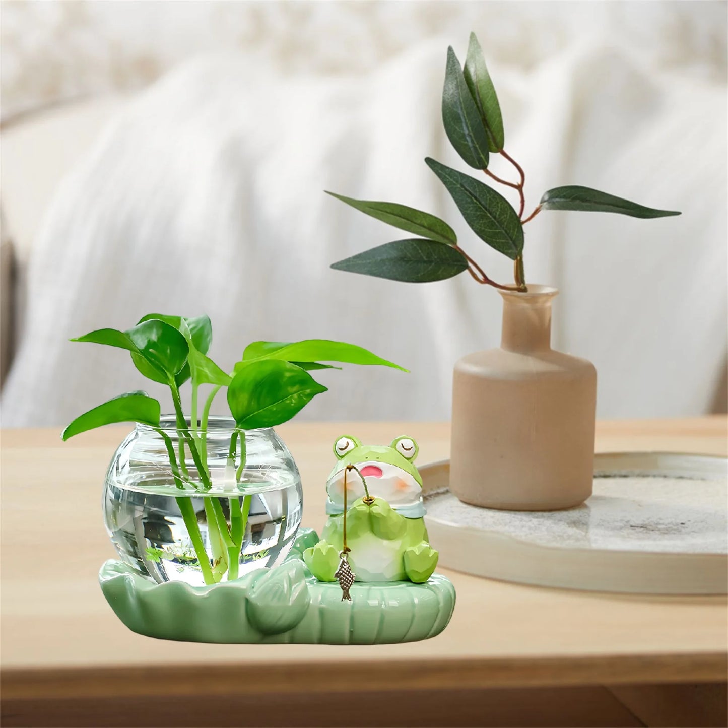 Modern Glass Vase Elegant Table Centerpiece for Dining Room Decor Stylish Home Accent Piece for Living Room Décor