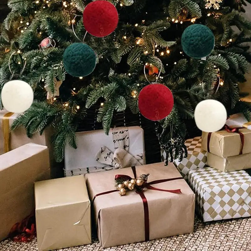 36pcs DIY Snowflake Ball Wool Felt Ball Christmas Prop Christmas Tree Atmosphere Decoration Ball Pendant Holiday Atmosphere Prop