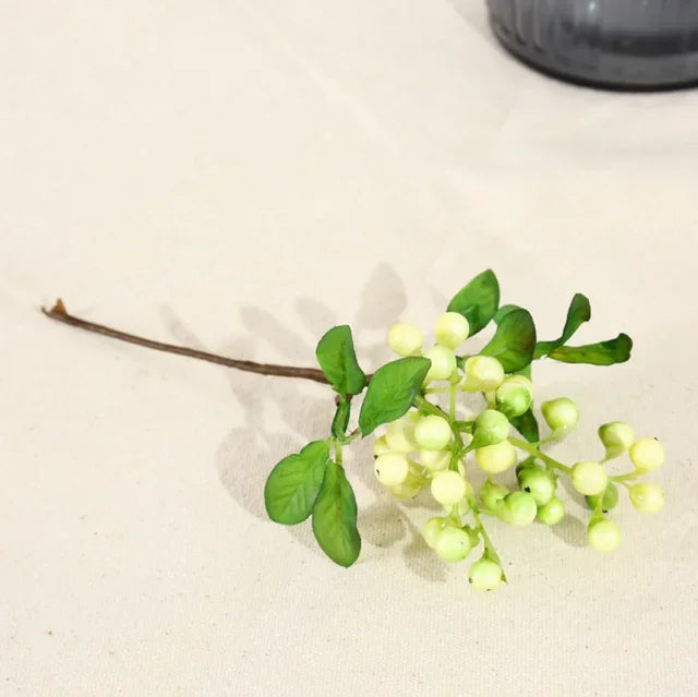 2pcs Artificial Flowers Berry Latex Real Touch Fruits Wedding Decoration Simulation Flowers Xmas Home Artificial Plants A3535