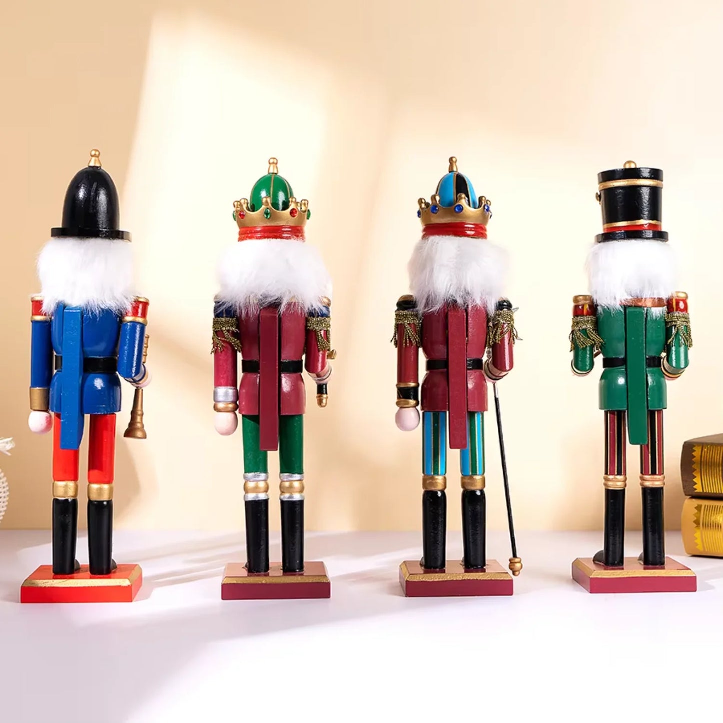 Wholesale High Quality Antique Xmas Decor Classic 30cm 12'' Cheap Christmas Wooden Nutcracker Soldier for Sale