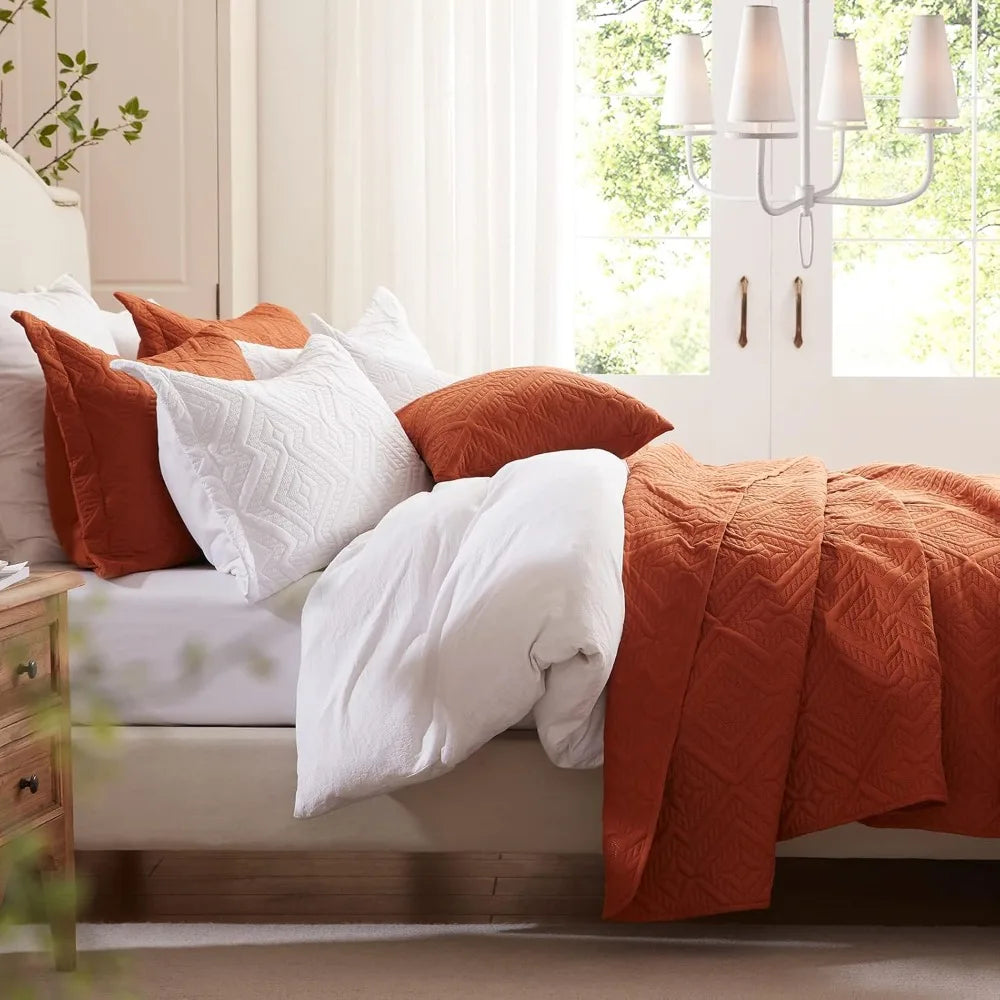 LEAONME Full/Queen Quilt Set 3 Pieces, Lightweight Burnt Orange/Rust Bedspread-90''x98'', Soft Microfiber Summer Quilt, Luxuriou