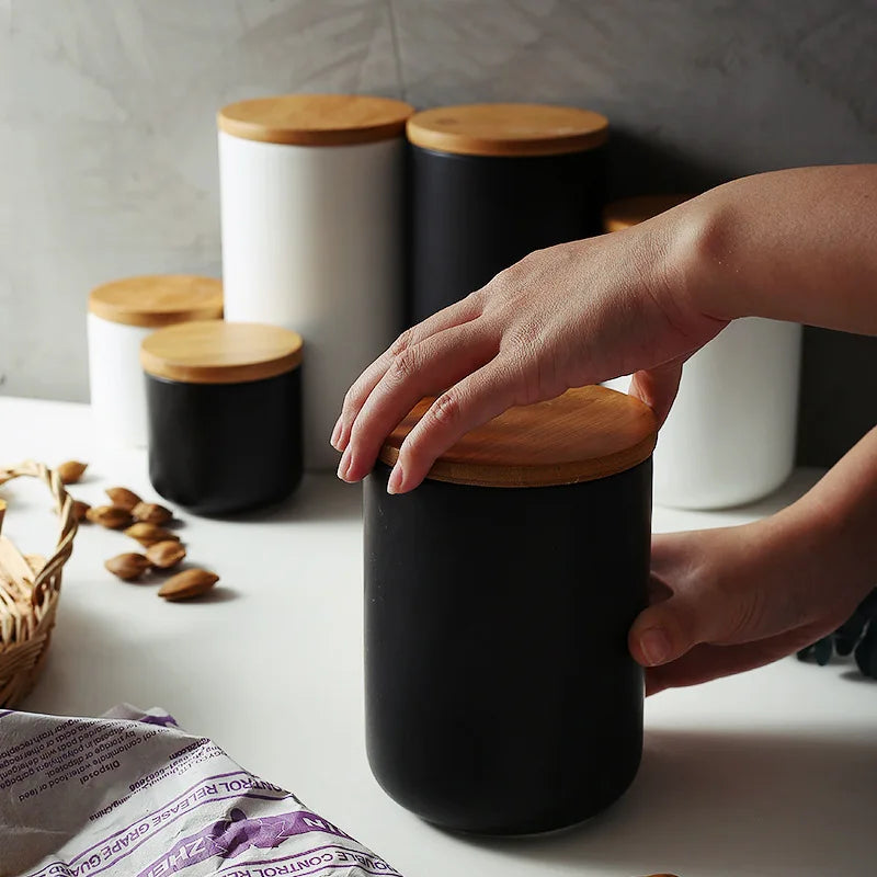 High Quality 800ML/1000ML Sealed Ceramic Storage Jar With Bamboo Lid Spices Tank Container Kitchen Food Bottle Coffee Tea Caddy