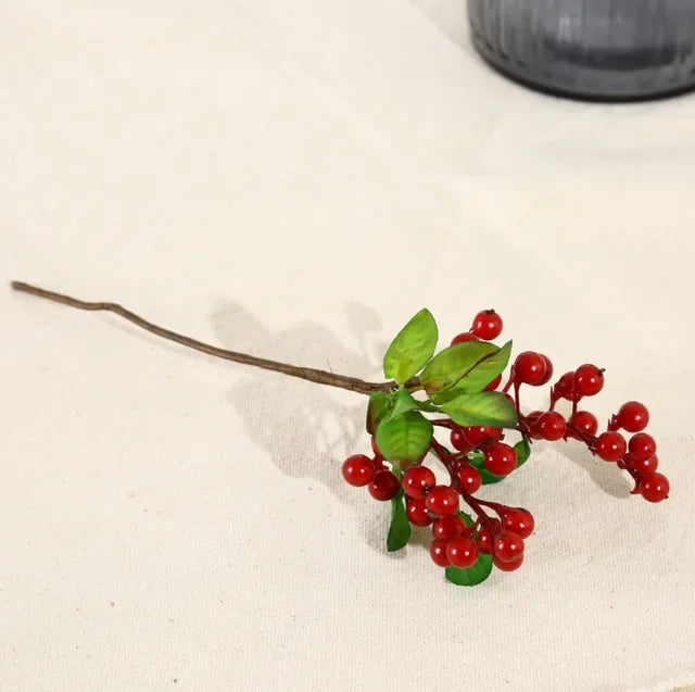 2pcs Artificial Flowers Berry Latex Real Touch Fruits Wedding Decoration Simulation Flowers Xmas Home Artificial Plants A3535