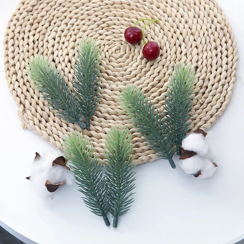 10pcs Mini Artificial Pine Needle DIY Artificial Flower Celebration Weeding Decoration Gift Candy New Year Christmas Decoration
